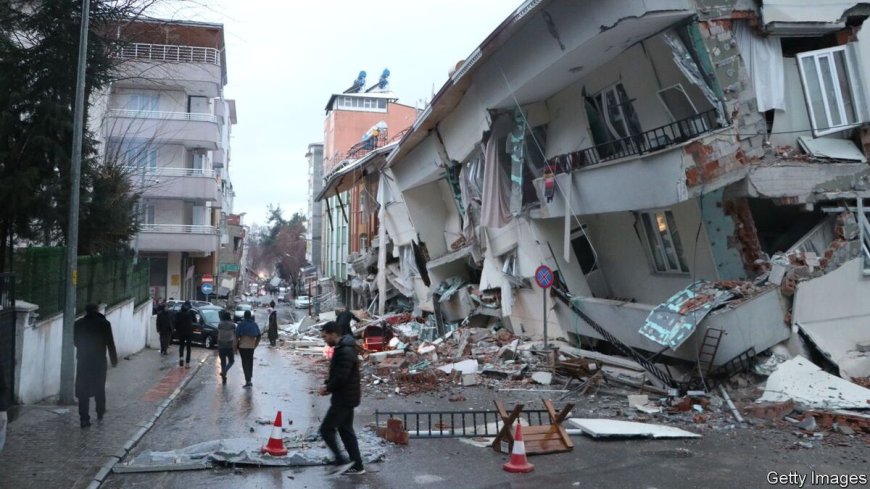 ضعف امداد‌رسانی به زلزله‌زدگان در ترکیه