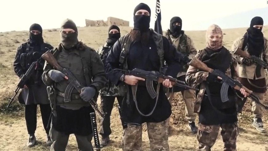 داعش ۱۵ نفر را در سوریه سر برید