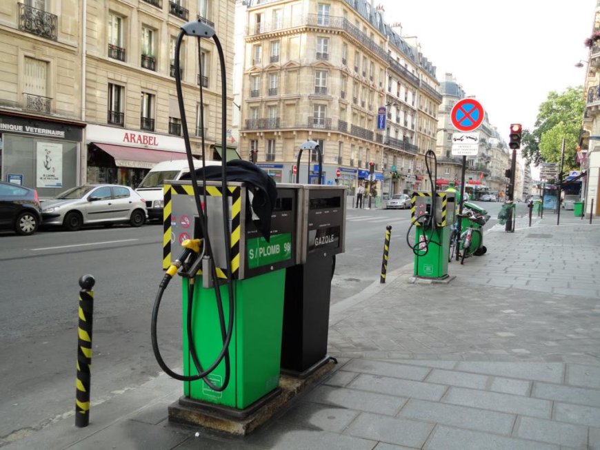 بنزین و گازوئیل در فرانسه کمیاب شد
