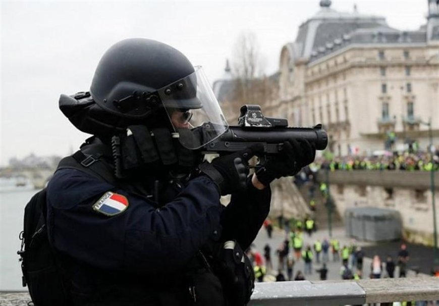 برخورد تبعیض‌آمیز پلیس فرانسه با غیر فرانسوی‌ها