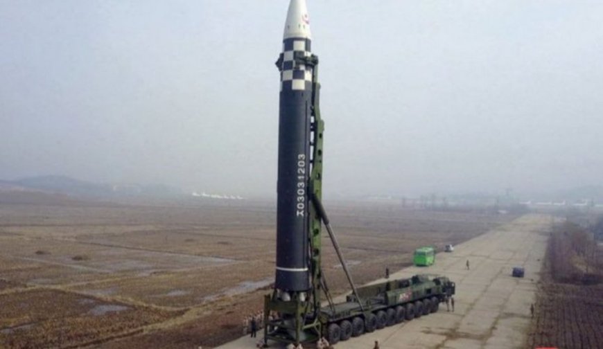 کره شمالی دو موشک بالستیک به دریای شرق شلیک کرد