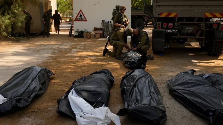 روزنامه عبری: اسرائیل به علت هراس از حزب‌الله کشته‌های خود را شبانه دفن می‌کند